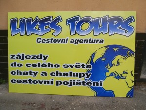 Reklamní cedule Likes Tours